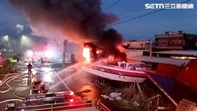 飯店大亨價值800萬遊艇，遭陳女縱火焚毀。（圖／翻攝畫面）