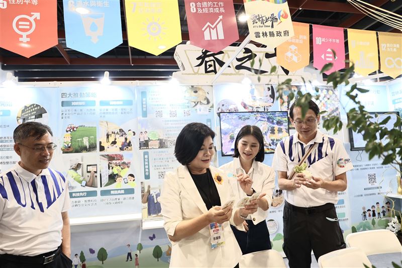 雲林縣政府勇奪37座永續大獎再度蟬聯全國最大贏家縣長張麗善獲「永續治理首長獎」再登典範。（圖／雲林縣政府提供）