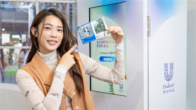 林思宇實踐環保!下海當「撿垃圾女孩」