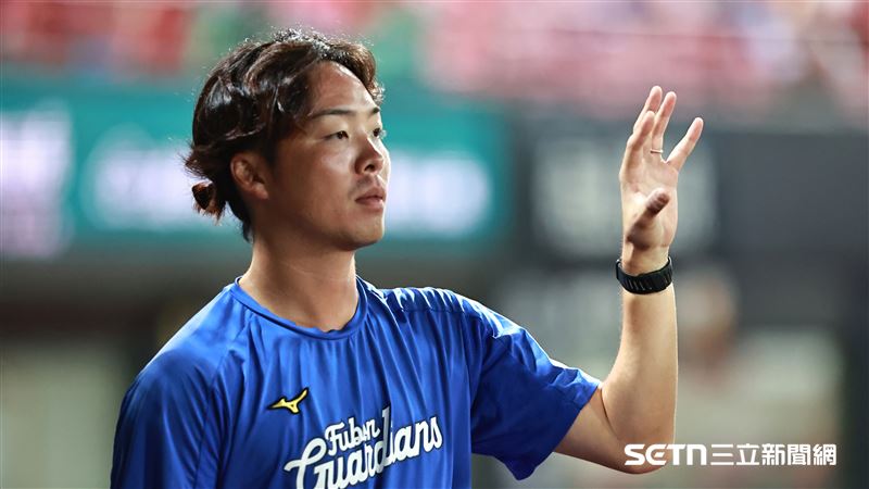 富邦悍將先發投手鈴木駿輔。（圖／記者劉彥池攝影）