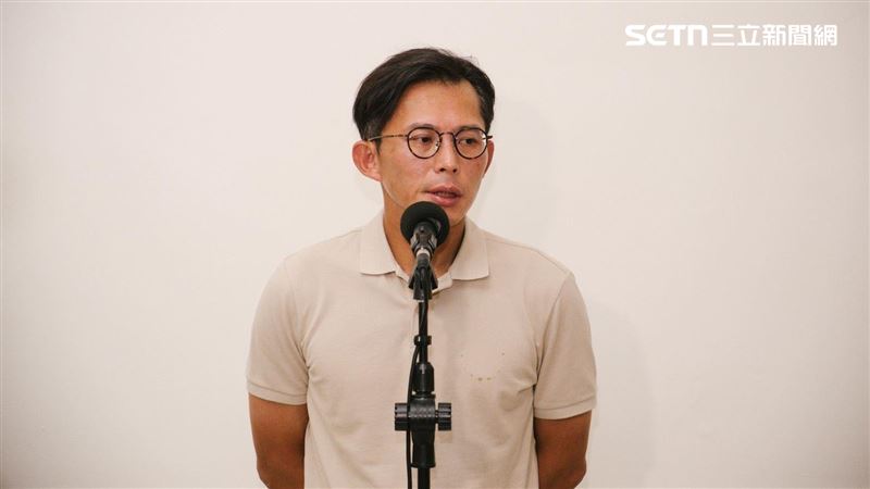 爆總統私下找人喬財劃法！黃國昌曝是這人