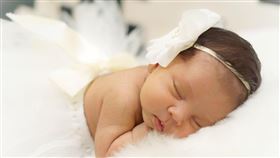 女嬰，(示意圖／PIXABAY)