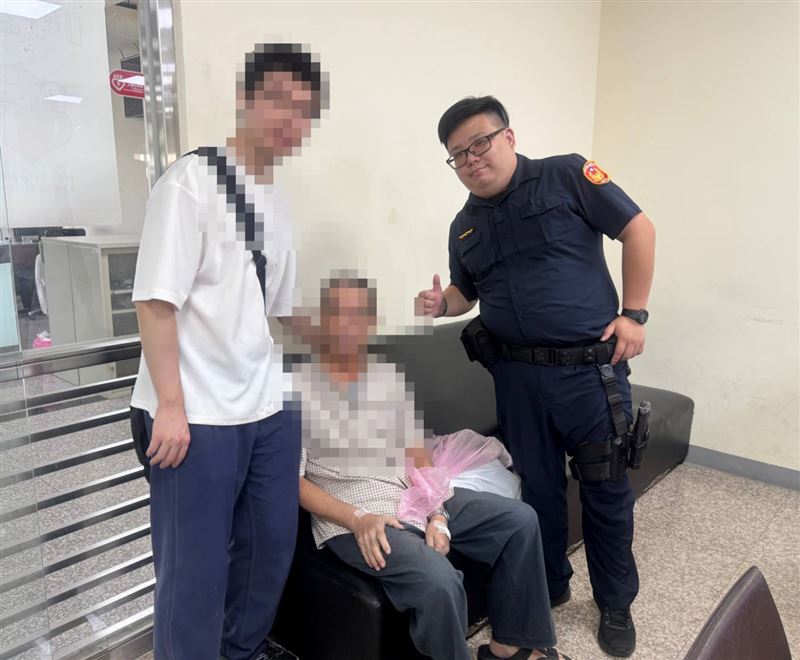 家屬接獲警方通知立即前往帶回老翁。（圖／翻攝畫面）