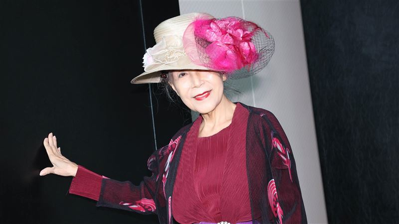 76歲金曲小姐首露面　富商月砸400萬包養