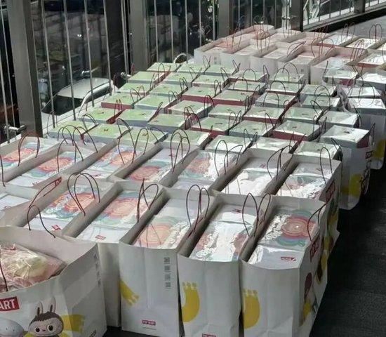 過去中國的LABUBU市場曾有嚴重的囤貨現象。（圖／翻攝自微博）