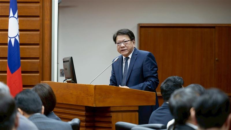 潘孟安私下找白營喬財劃法？總統府回應了