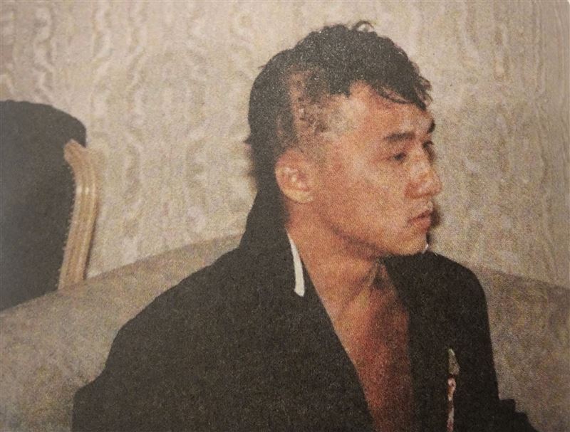成龍出書公開認了林鳳嬌是一生最愛，直說個性大不相同的兩人會走在一起，上天注定緣分太奇妙了。（圖／翻攝自《我是成龍：60年光影記錄》）