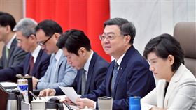 行政院長卓榮泰邀集全國22縣市首長商討《財劃法》與補助款議題。（圖／行政院提供） 