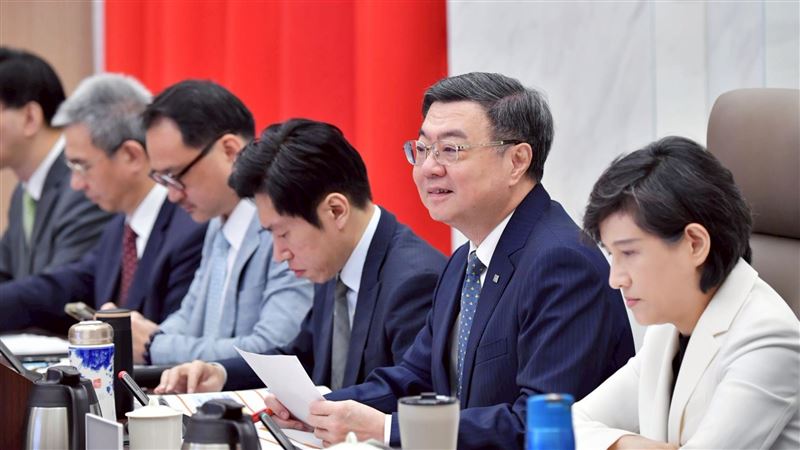 行政院長卓榮泰13日邀集全國縣市首長商討《財劃法》與補助款議題。(圖/資料照)