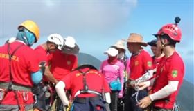 台灣男子6日在中國大陸深圳市獨自登七娘山失聯，當地出動多支救援隊，11日找到魏男的遺體。（圖／翻攝自微博）