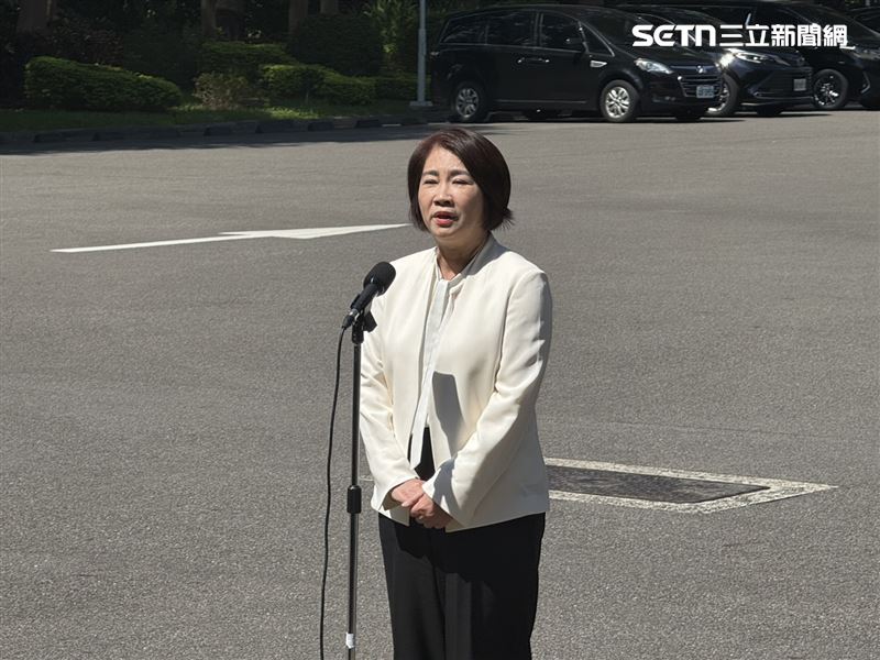 行政院邀請地方首長商討《財劃法》，屏東縣長周春米會前發表談話。（圖／記者劉秀敏攝影）