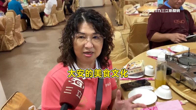 民眾表示訂桌是為了想體驗大安的美食文化