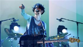 《玻璃之心》由佐藤健、宮崎優、町田啓太、志尊淳主演。（圖／Netflix提供）