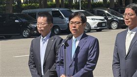 行政院邀請地方首長商討《財劃法》，高雄市長陳其邁會前發表談話。（圖／記者劉秀敏攝影）