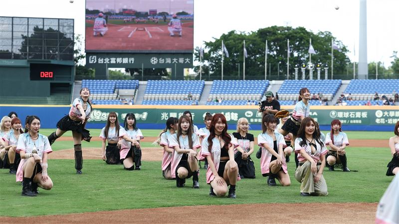 統一獅女孩日表演。（圖／統一獅提供）