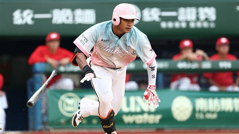 統一獅邱智呈開轟。（圖／統一獅提供）