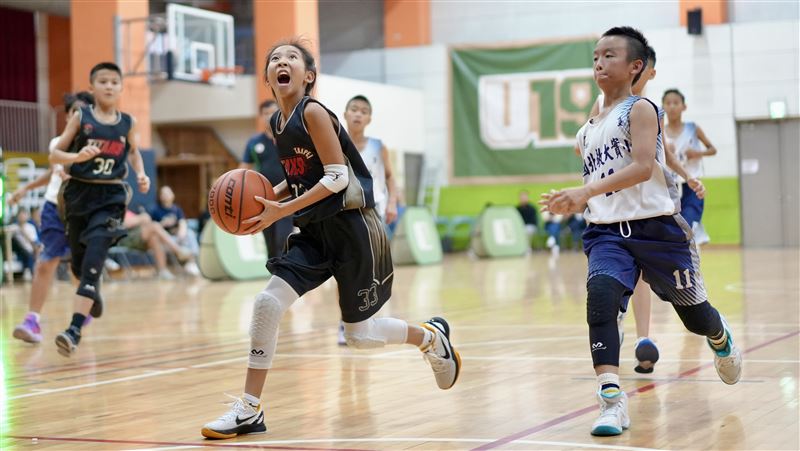 U19籃球聯盟2025-26年賽季即將在14日點燃戰火，本季參賽隊伍多達121支，超過1500名學生運動員與會。（圖／U19籃球聯盟提供）
