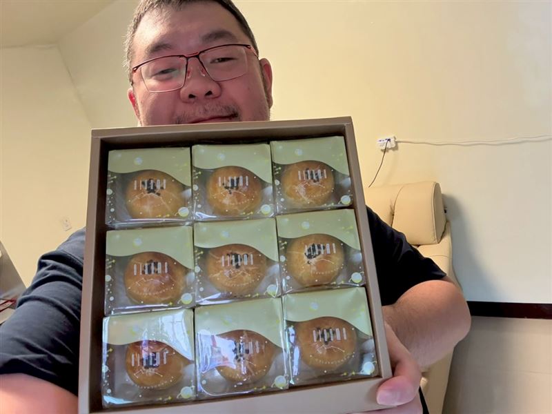 四叉貓開團賣蛋黃酥，短短幾天銷量十分驚人。（圖／翻攝自四叉貓臉書）