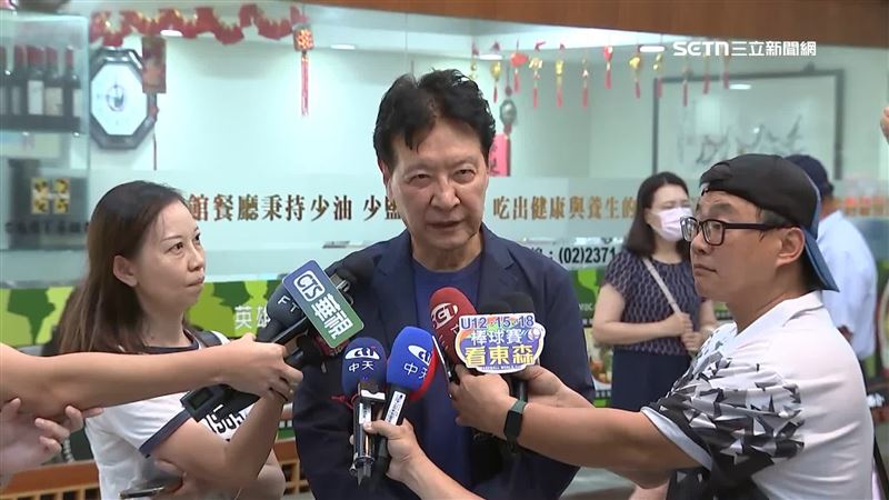 趙少康透露，郝龍斌正在做民調