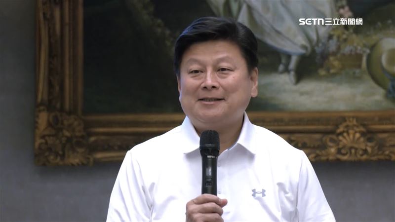 傅崐萁日前受訪只表示「讓子彈飛」，未明確表態選不選