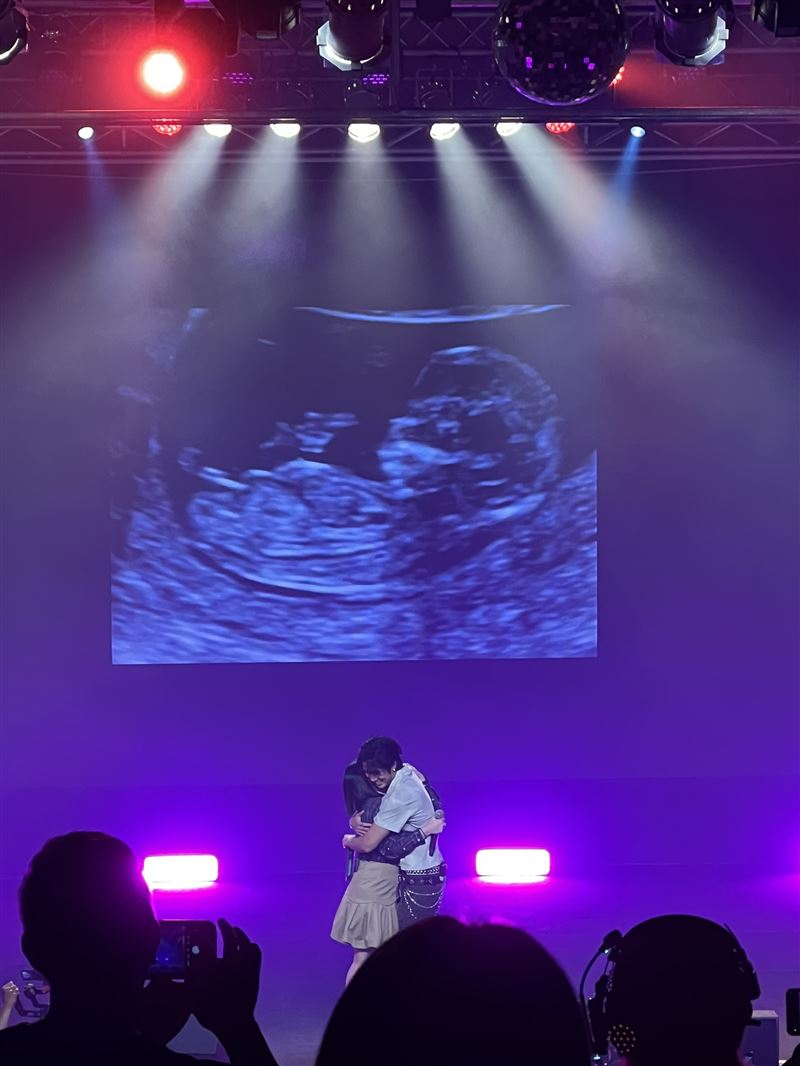 婁峻碩開心宣佈和老婆焦凡凡要當爸媽，曬超音波證實懷孕。（圖／記者鄭尹翔攝影）