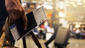 專家提醒，淡季或肩季出遊不僅票價便宜，也能避開人潮。（示意圖／Pixabay）