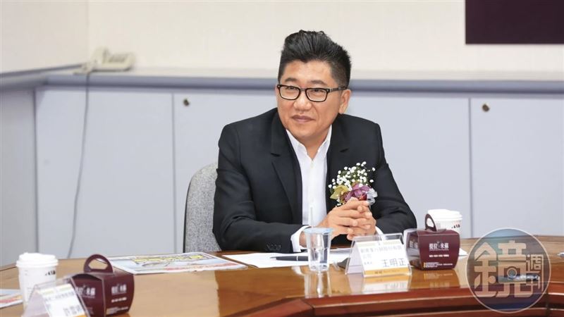 互動超親密！前主播稱已婚富商「我先生」
