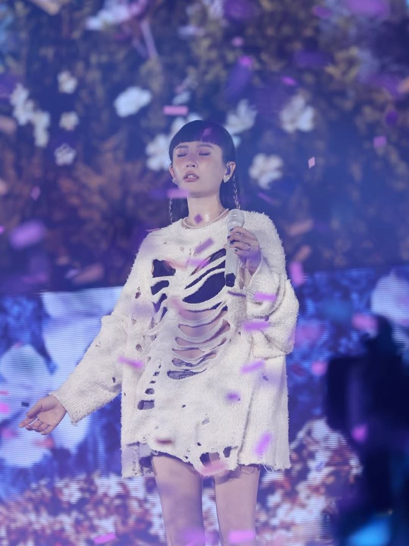 魏如萱舉辦「怪奇的珍珠」演唱會。（圖／翻攝自魏如萱IG）