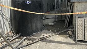 天降鋼筋！新北工人頭遭刺穿命韋送醫（圖／翻攝畫面）