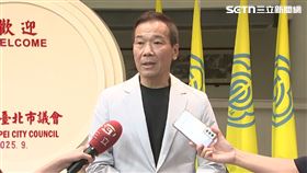 外傳應佳妤接棒應曉薇參選，鍾小平表示，不能說她一定會選，可是動作還蠻大的。（圖／翻攝畫面）