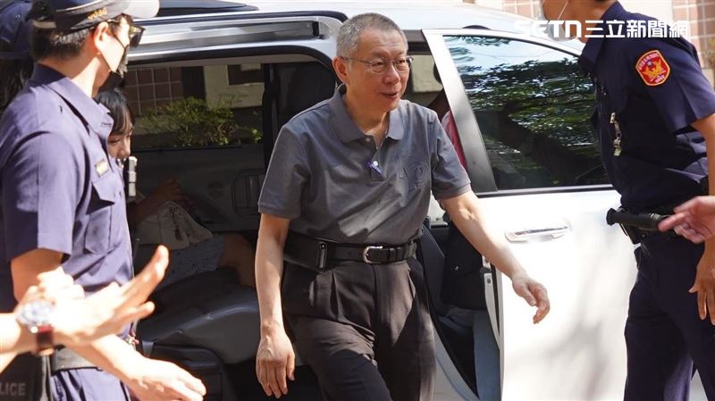 張禹宣說，柯文哲（圖）還死性不改、滿腦都在想錢。（圖／記者趙于瑩攝影）