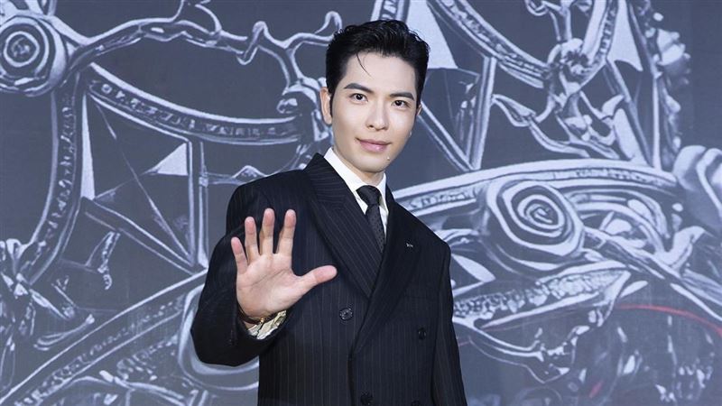 蕭敬騰出道18年首重大改變　簽約內幕曝光