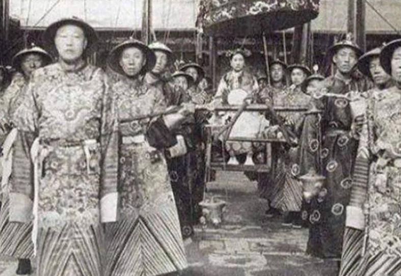 慈禧牢牢掌握了大清的權力中樞，地位無人能撼動。（圖／翻攝自百度百科）
