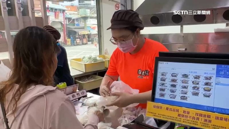 遭控A走1塊錢　包子名店秀監視器討清白