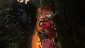 鬼月獨攀東照山！59歲男迷路又墜谷⋯全身無法動彈　打電話求救