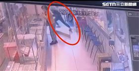 2未成年搶銀樓原因曝！犯案畫面曝光（圖／翻攝畫面）