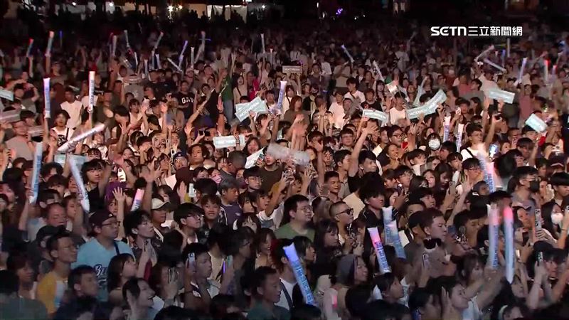 「嗨！出發吧來台東」演唱會，不僅吸引人潮也帶動觀光