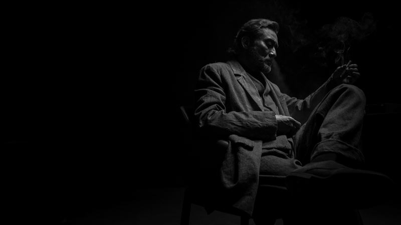 《風林火山》梁家輝飾演退休警官造型氣場十足。（圖／壹壹喜喜電影股份有限公司提供）