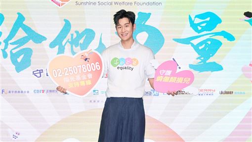 2歲愛女半夜熱痙攣急診　周興哲嚇到淚崩