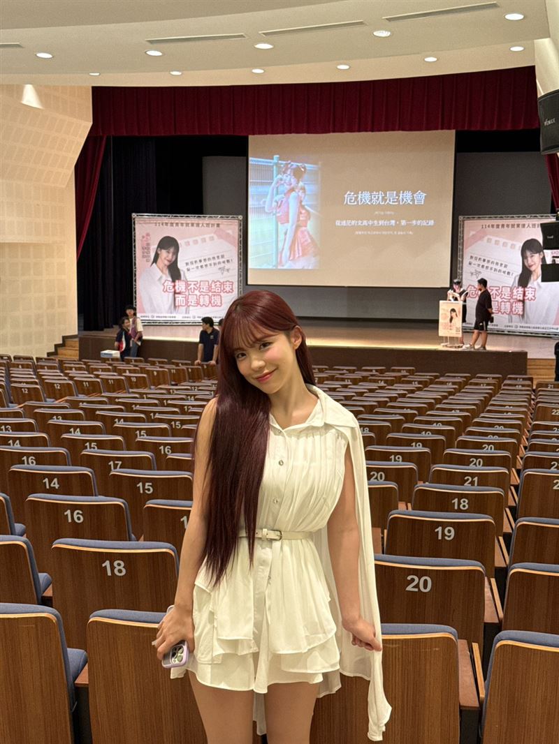韓籍啦啦隊女神李多慧近期以全中文在東華大學演講。（圖／奧比懷登公關提供）