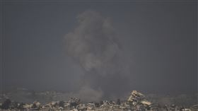 以色列轟炸加薩北部(圖/美聯社)