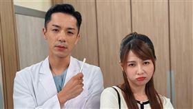 楊皓崴與謝京穎合作，分享父親行醫40年的故事，讓他對醫師角色更有感觸。（圖／民視提供、翻攝自臉書）