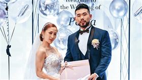 PEETA葛格（右）、Alisa（左）。