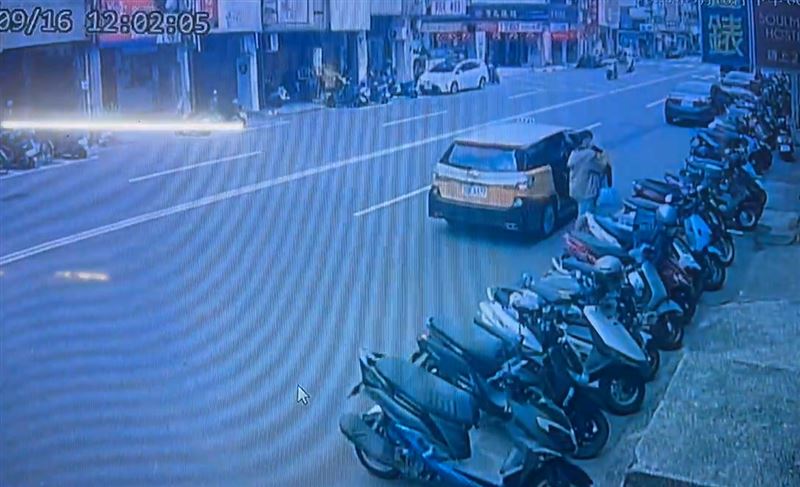 17歲駱姓少年犯案後，騎機車回苗栗苑裡，再搭火車轉計程車到彰化賓館躲藏。(圖／翻攝畫面)