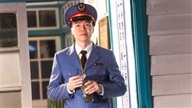 8點檔臨演突然人間蒸發，導演緊急出手救場，臨時抓人頂替，沒想到是吳鈴山的兒子。（圖／翻攝自吳鈴山FB）