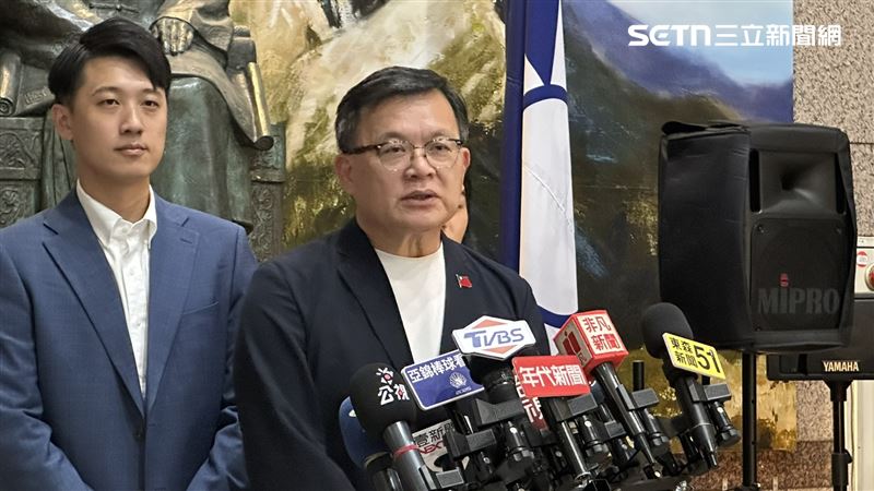 針對黨中央是否規劃舉辦政見說明會，林寬裕表示，由所有候選人達成共識後再行進行。（圖／記者詹宜庭攝影）