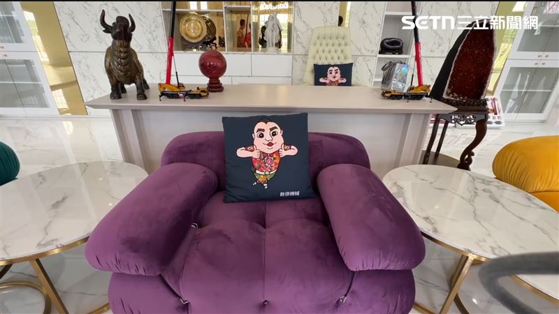 辦公室走簡單風格。(圖/記者羅欣怡攝影)