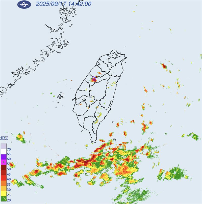 午後雨神來了！中央氣象署今（17）日15時09分發布大雷雨即時訊息，警戒區域為台中市。（圖／氣象署）