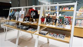 日本知名文具品牌「伊東屋」與博客來書店合作的快閃店(POP-UP STORE)，共引進近700款「伊東屋」原創商品。（圖／品牌業者提供）