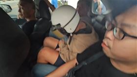 駱姓少年，台中，沙鹿，31刀殺女友，移送少年法庭影像曝(圖／翻攝畫面)